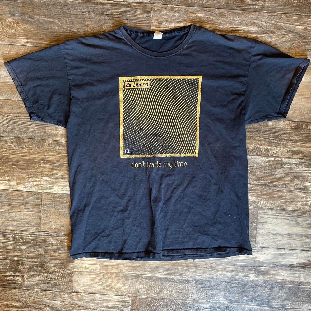 Fruit-of-the-loom Men's Black and Yellow T-shirt